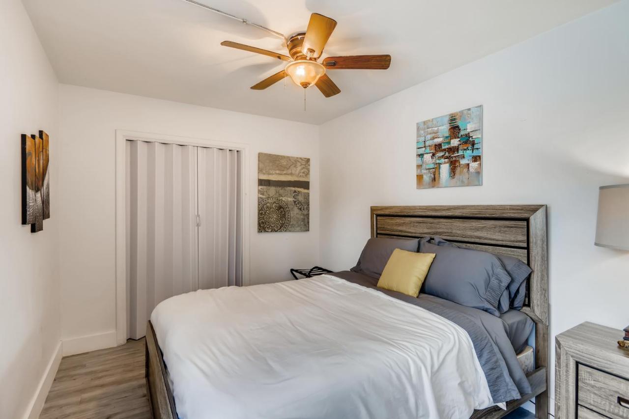Tropical Getaway/ Stunning 2Br Gem Lägenhet West Palm Beach Exteriör bild